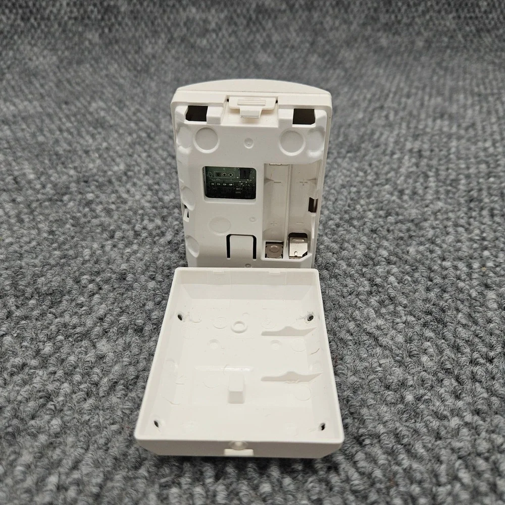 Qolsys IQ Motion QS1230-840 Wireless PIR Motion Sensor Security Alarm Hardware